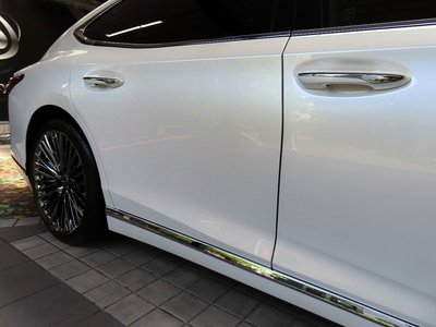 2023 Lexus LS — миниатюра 38