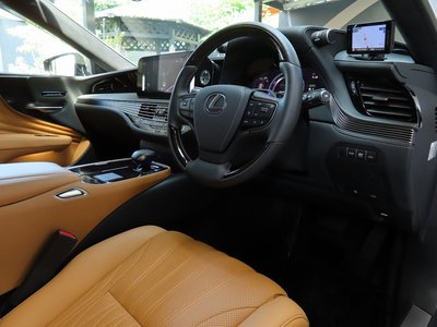 2023 Lexus LS — миниатюра 51