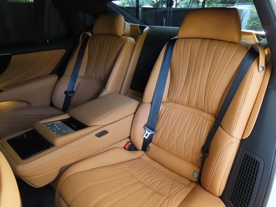2023 Lexus LS — миниатюра 76