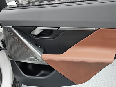 صورة مصغرة 15 لـ 2023 BMW 5 SERIES