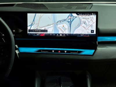 صورة مصغرة 21 لـ 2023 BMW 5 SERIES