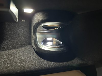 2025 Mercedes-BENZ E-CLASS AMG — миниатюра 25