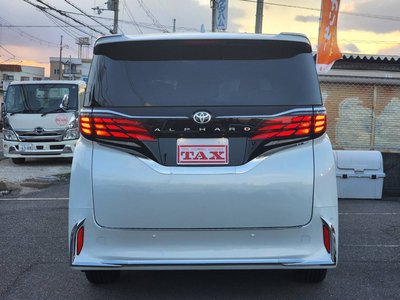 TOYOTA ALPHARD - 7