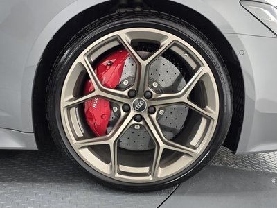 صورة 8 لـ 2025 AUDI RS6