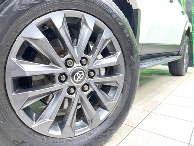 2024 Toyota LAND CRUISER 250 — миниатюра 18