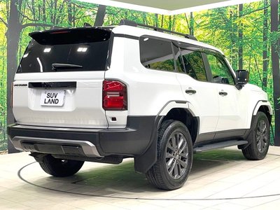 صورة 10 لـ 2024 Toyota LAND CRUISER 250