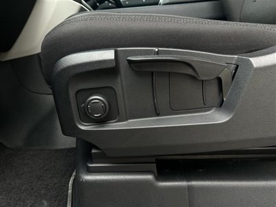 LAND ROVER DEFENDER - 6