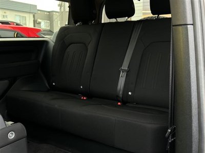 LAND ROVER DEFENDER - 5