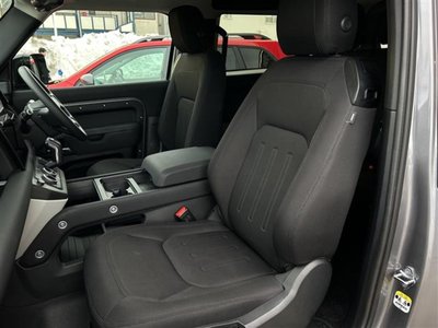 LAND ROVER DEFENDER - 3