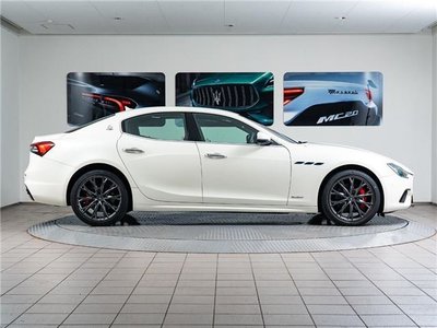 صورة مصغرة 14 لـ 2021 Maserati GHIBLI