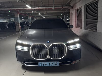 2022 BMW I7 照片 2