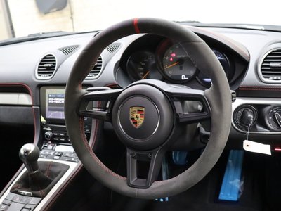 صورة مصغرة 27 لـ 2021 Porsche 718