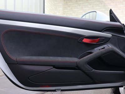 صورة مصغرة 36 لـ 2021 Porsche 718