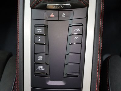 صورة مصغرة 30 لـ 2021 Porsche 718