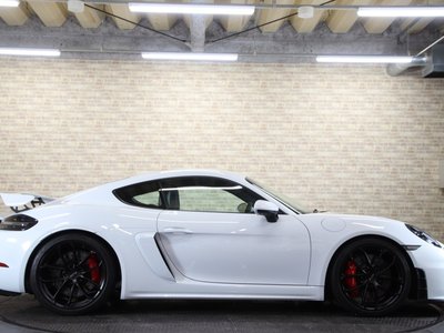 2021 Porsche 718 photo 9