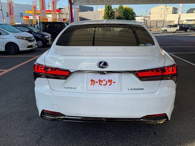 صورة مصغرة 16 لـ 2021 Lexus LS