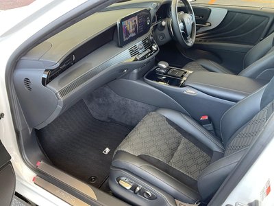 صورة مصغرة 68 لـ 2021 Lexus LS