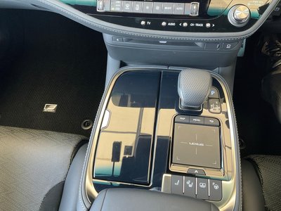 صورة مصغرة 48 لـ 2021 Lexus LS