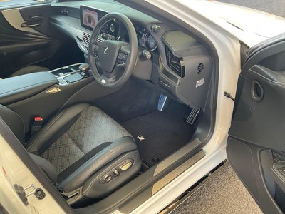 صورة مصغرة 21 لـ 2021 Lexus LS