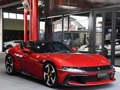 FERRARI 12 CILINDRI - 1