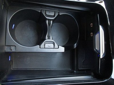صورة مصغرة 40 لـ 2025 MERCEDES-BENZ C-CLASS