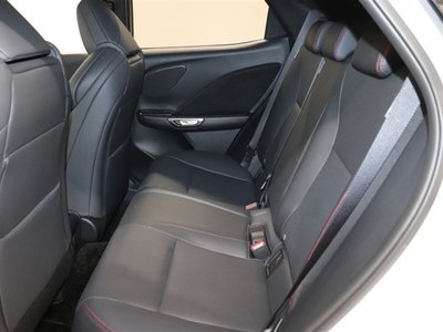 2025 Lexus LBX — миниатюра 23