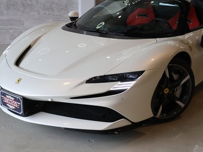 صورة مصغرة 46 لـ 2025 Ferrari SF90 SPIDER