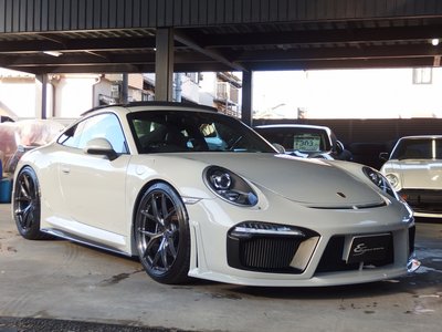 PORSCHE 911 - 6