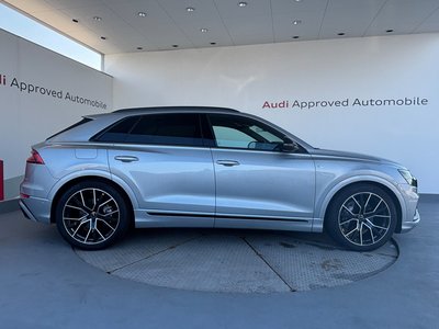 صورة 7 لـ 2024 AUDI Q8