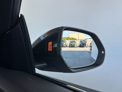 صورة مصغرة 15 لـ 2024 AUDI Q8