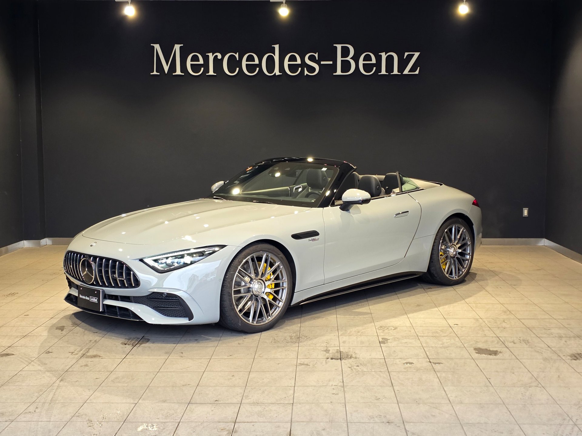 MERCEDES-BENZ SL AMG - View 1