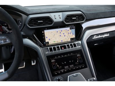 صورة مصغرة 61 لـ 2023 Lamborghini URUS