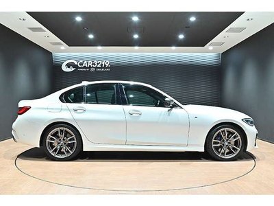 BMW 3 SERIES - 8