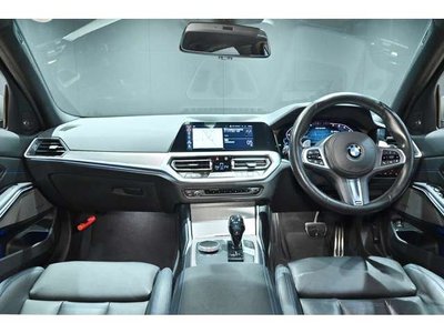 BMW 3 SERIES - 2