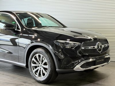 2025 Mercedes-BENZ GLC photo 4
