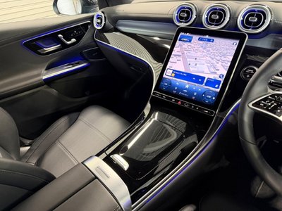 2025 Mercedes-BENZ GLC — миниатюра 21