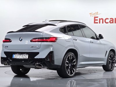 صورة 4 لـ 2025 BMW X4