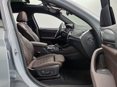 2025 BMW X4 缩略图 11