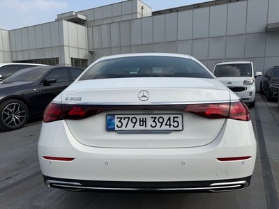 MERCEDES-BENZ E-CLASS - 7