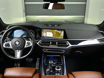 BMW X7 - 7