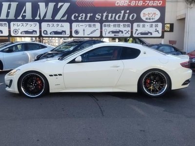MASERATI GRANTURISMO - 6