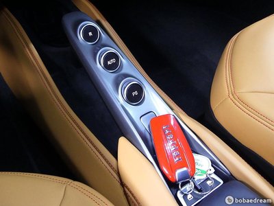 FERRARI F8 TRIBUTO - 5