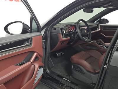 PORSCHE CAYENNE - 10