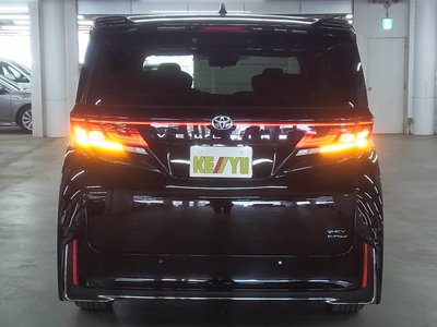 TOYOTA VELLFIRE - 10