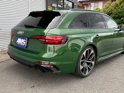 AUDI RS4 AVANT - 4