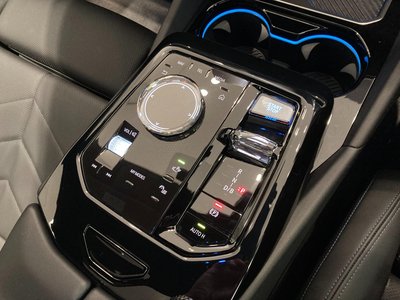 صورة مصغرة 60 لـ 2025 BMW I5