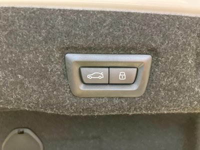 صورة مصغرة 43 لـ 2025 BMW I5