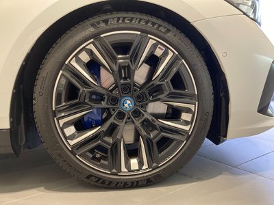 صورة مصغرة 15 لـ 2025 BMW I5