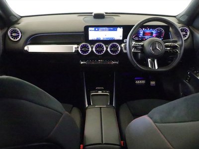 صورة مصغرة 14 لـ 2025 Mercedes-BENZ GLB