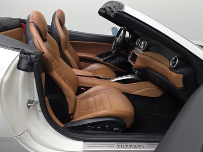2016 Ferrari CALIFORNIA 缩略图 11